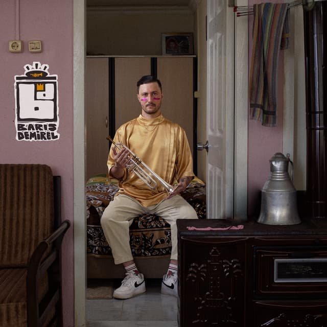 Album cover art for Bi' Aralar İyiydim
