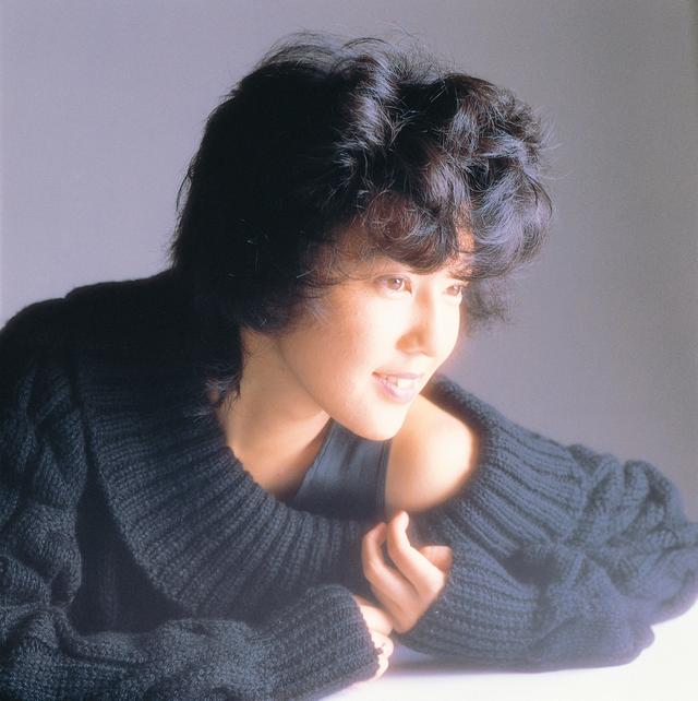 Album cover art for HERO ‐ Miki Asakura Best