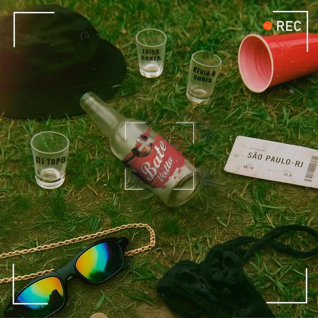 Album cover art for BATE VOLTA