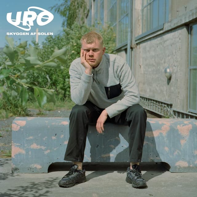 Album cover art for Skyggen Af Solen