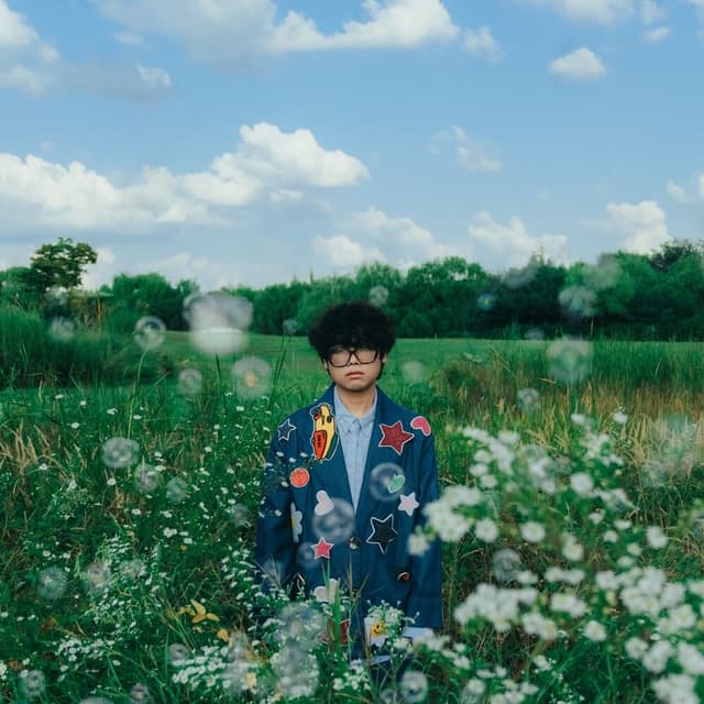 Album cover art for 잠깐만 생각좀...