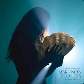 Album cover art for Marioneta de la luna