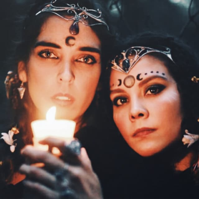 Album cover art for Luna