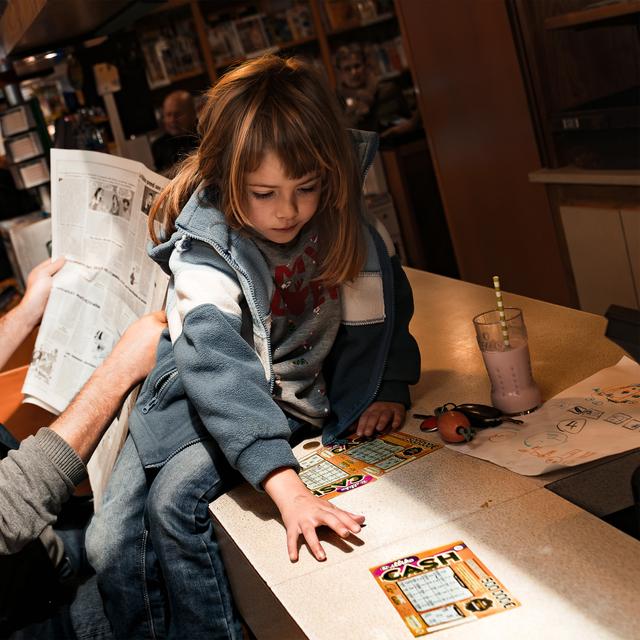 Album cover art for Paraît Que les Miracles N'Existent Pas