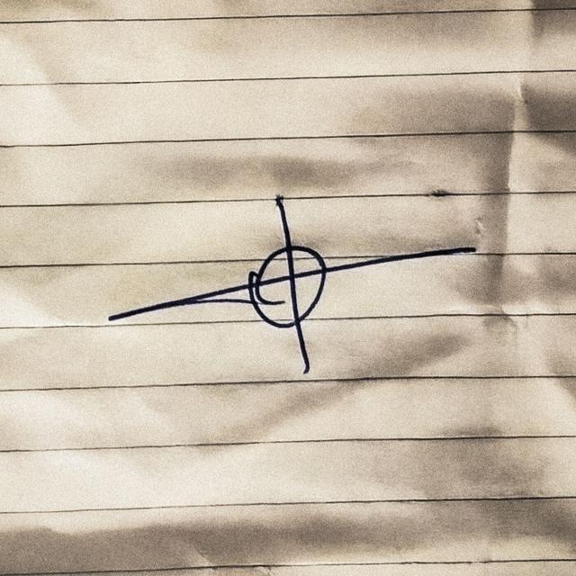 Album cover art for SÖZDE KİMSELER SEVMİYOR