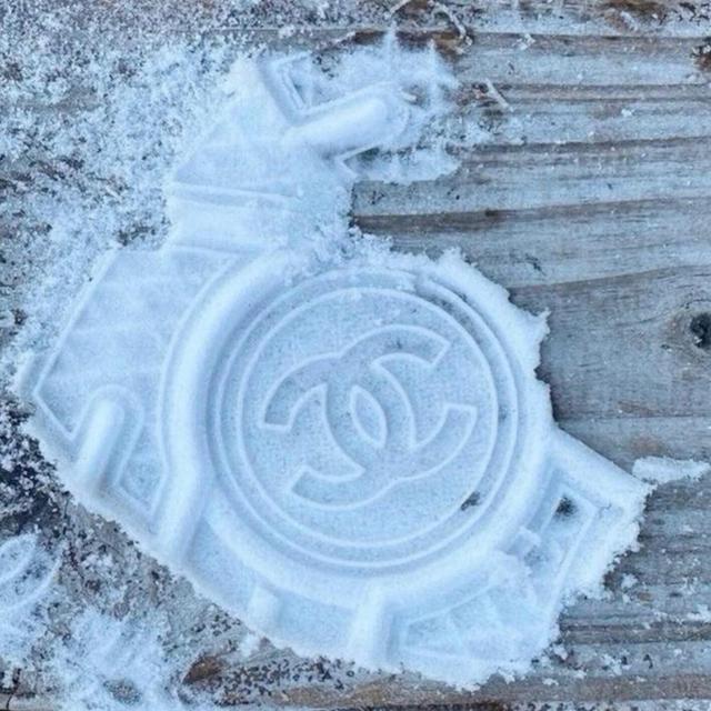 Album cover art for Viertel Nach Acht