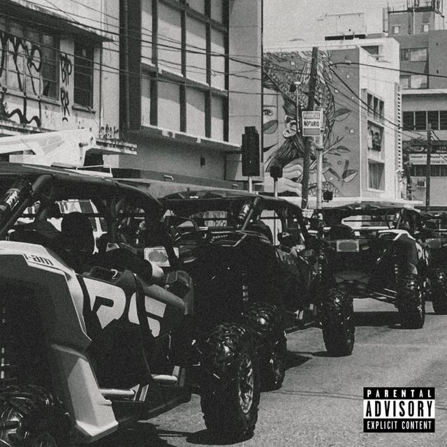 Album cover art for 100 Millones