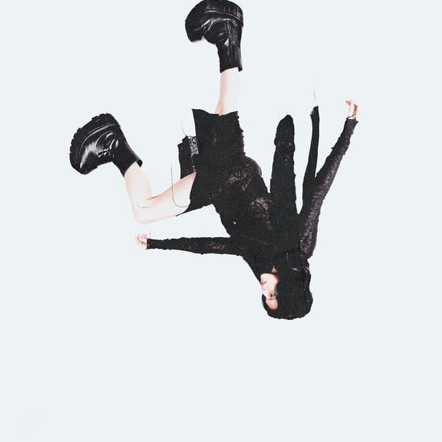 Album cover art for Loin du Vrai Proche du Merveilleux - EP