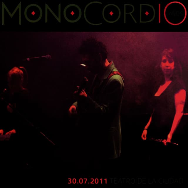 Album cover art for 10 Años en Vivo