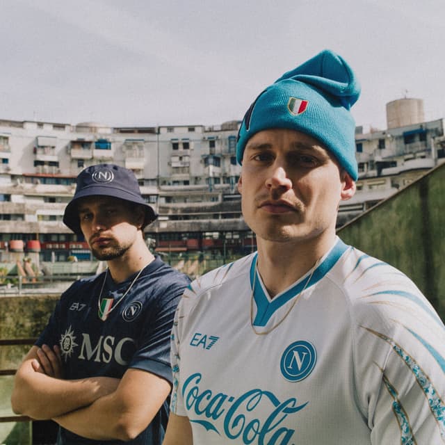 Album cover art for Täälpäin