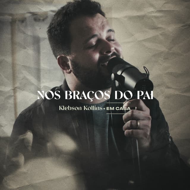 Album cover art for Nos Braços do Pai