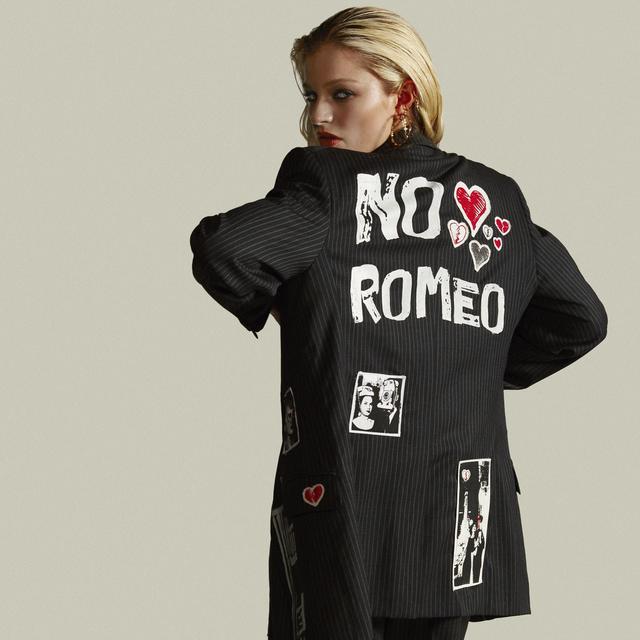 Album cover art for No Romeo