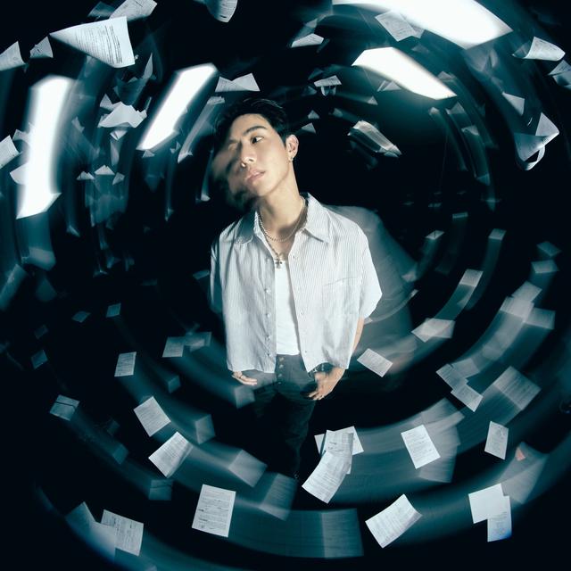 Album cover art for Everyone Else Fades