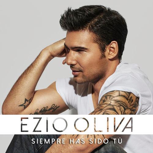 Album cover art for Siempre Has Sido Tu