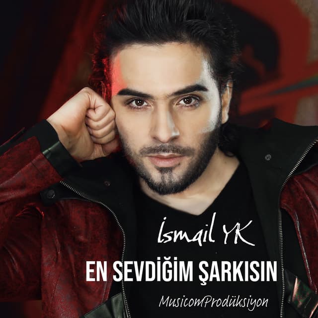 Album cover art for En Sevdiğim Şarkısın