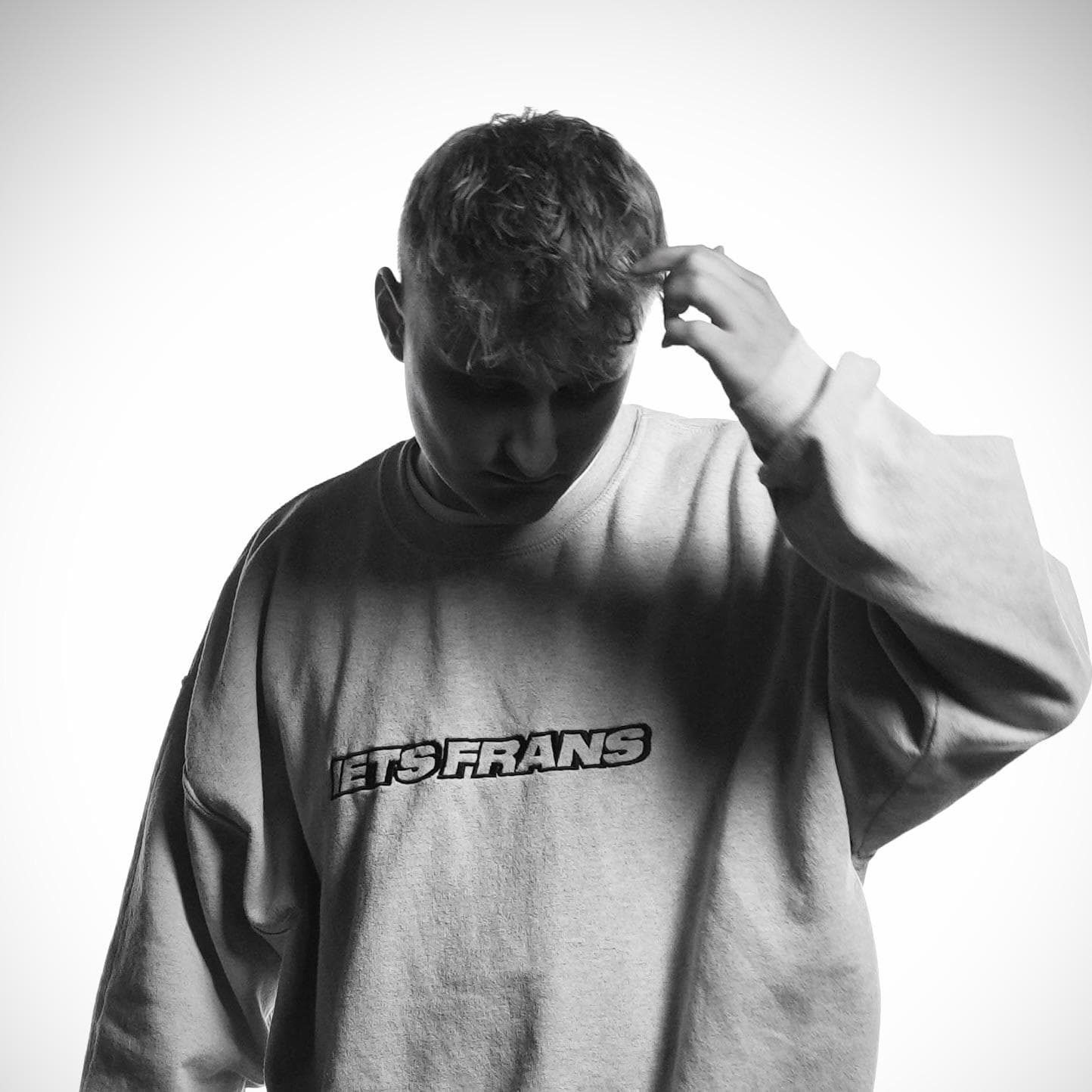 Dynamic cover art