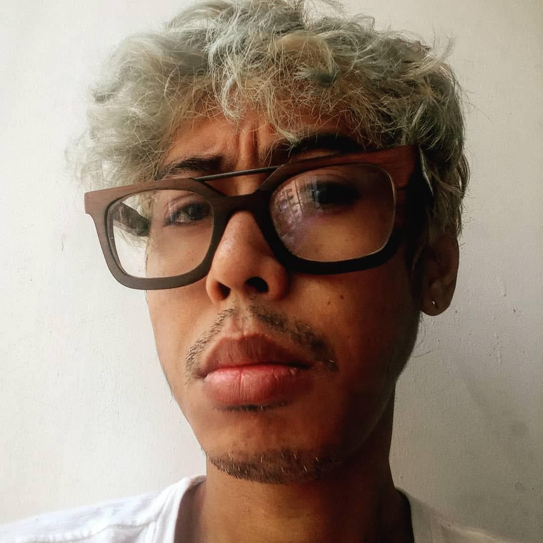 Dynamic cover art