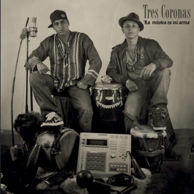 Album cover art for La Musica Es Mi Arma